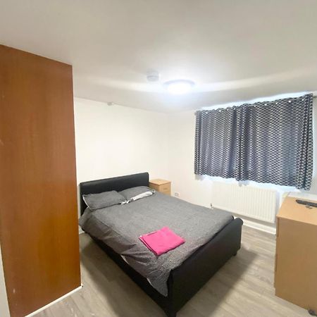 The Heathrow Lodge London Uk هارموندسورث المظهر الخارجي الصورة
